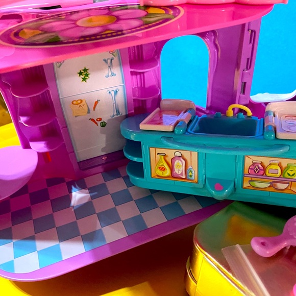 MY LITTLE PONY G3 2002 CELEBRATION CASTLE PLAYS MUSIC & LIGHTS UP EXCLUSIVE PONY - Picture 13 of 16